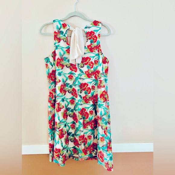 Formal Sleeveless Embroidered Dress by Laura Size Medium Like New - Picture 2 of 7